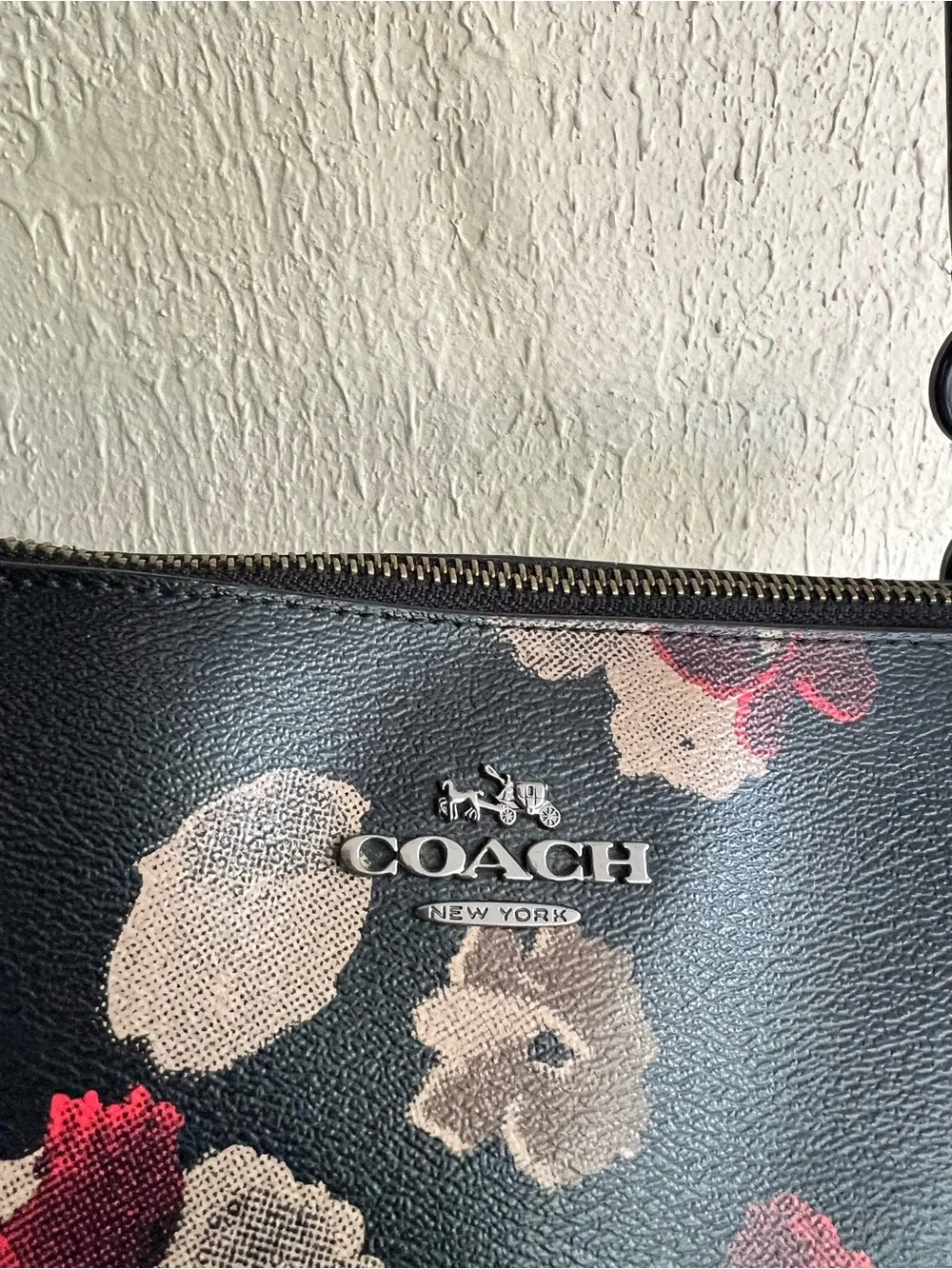 Coach Ava Tote - Picture 3 of 13